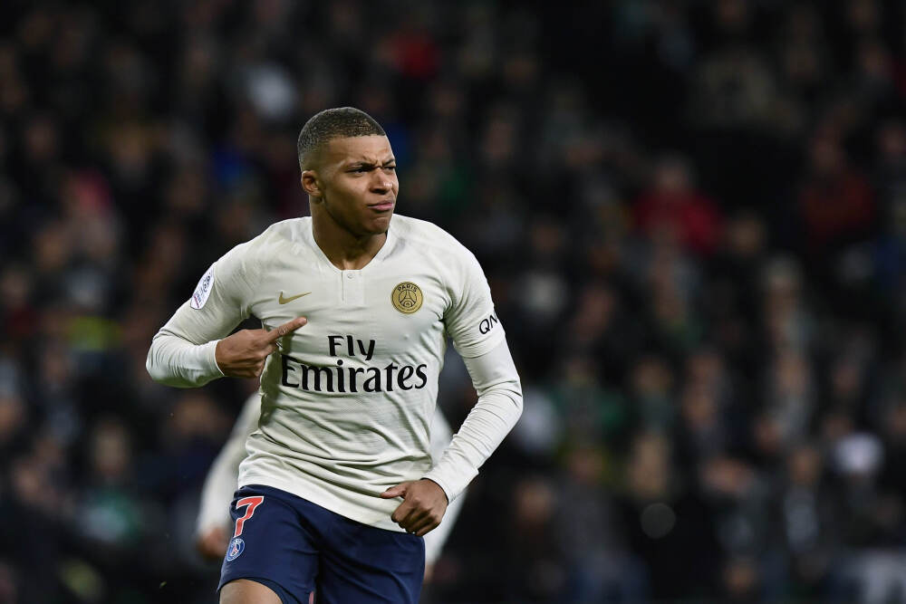 绿动齐鲁 数智赋能丨从“智慧绿色”到“中国范式” ，青岛港的“双五星”答卷是如何炼成的？